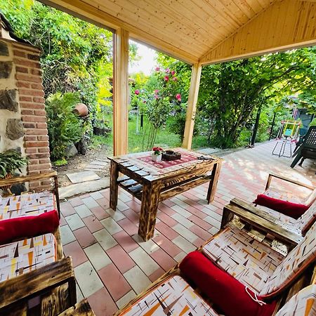 Guest House Poligloti Τελάβι Εξωτερικό φωτογραφία