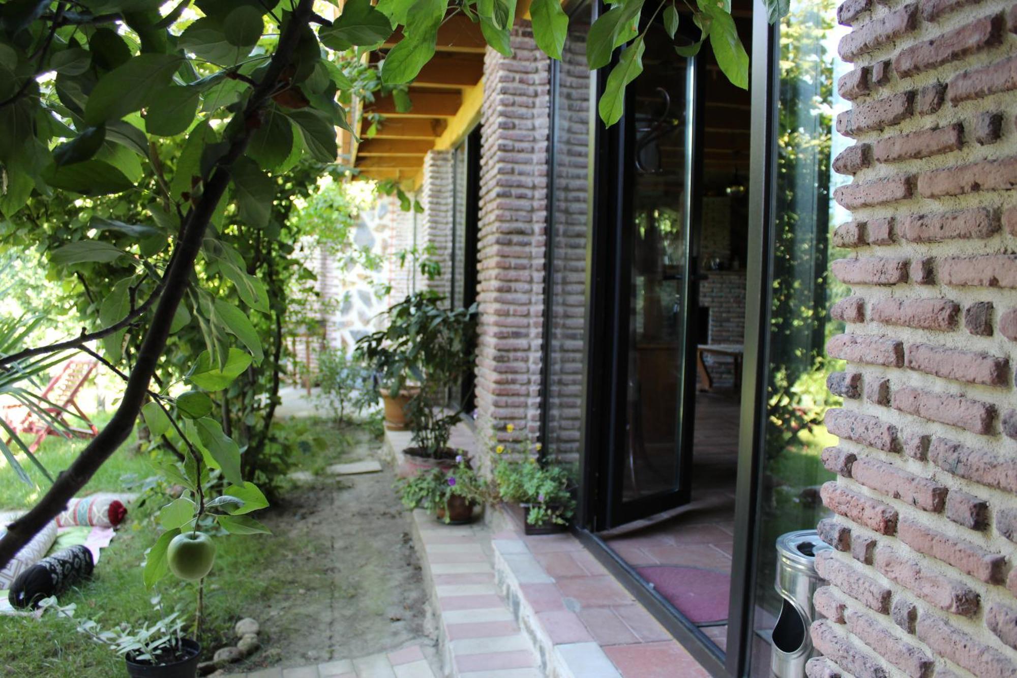 Guest House Poligloti Τελάβι Εξωτερικό φωτογραφία