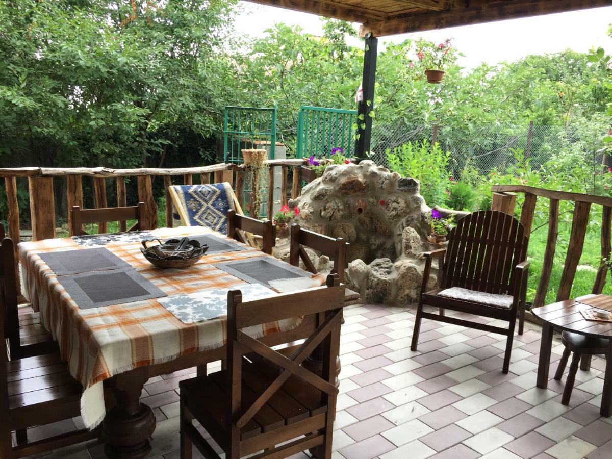 Guest House Poligloti Τελάβι Εξωτερικό φωτογραφία