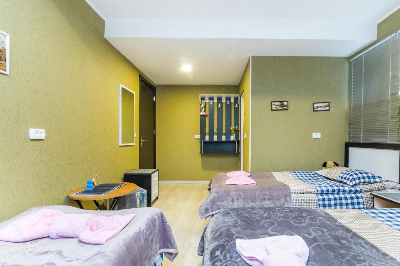Guest House Poligloti Τελάβι Εξωτερικό φωτογραφία