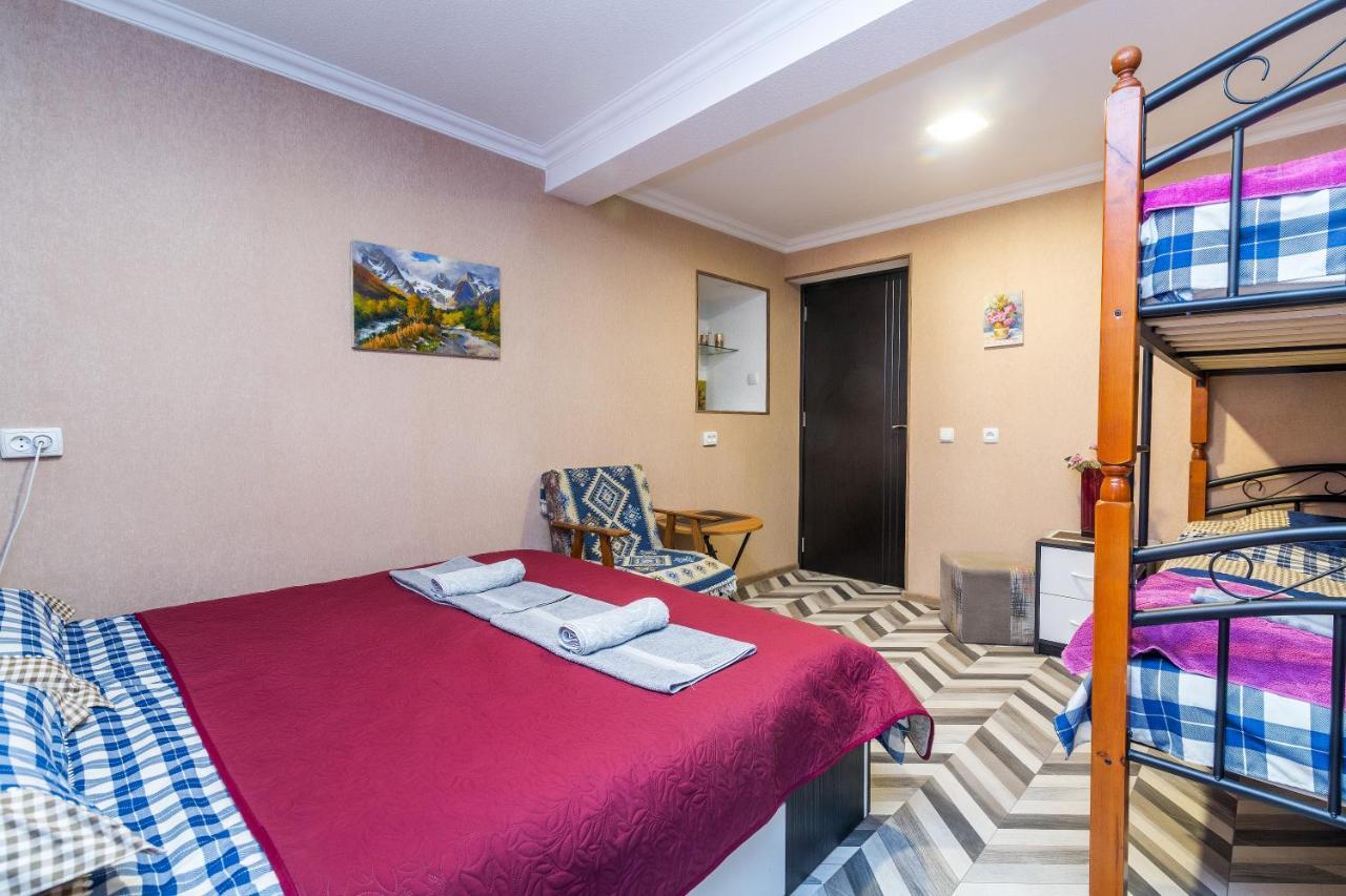 Guest House Poligloti Τελάβι Εξωτερικό φωτογραφία